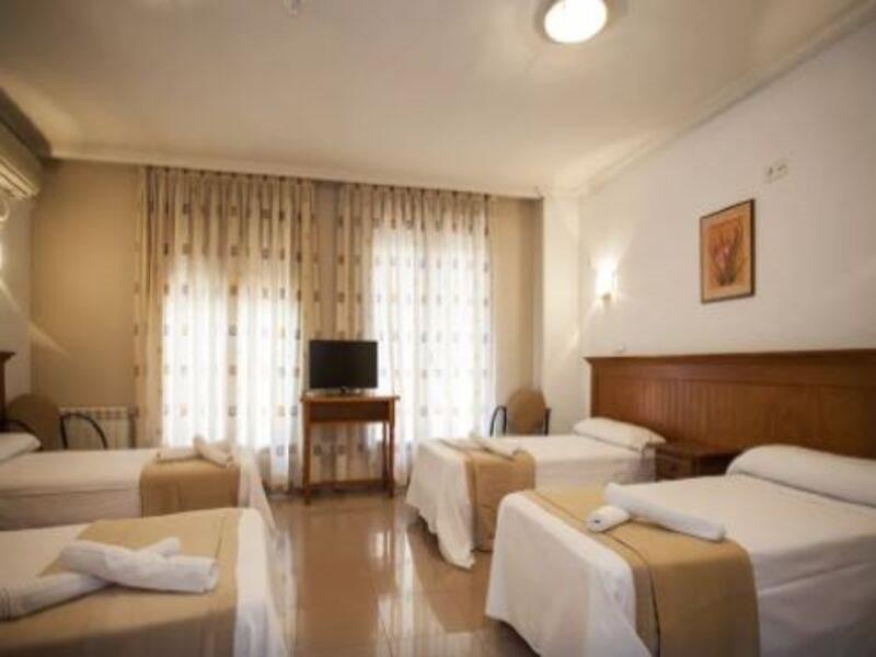 Hotel Victoria Valdemoro Eksteriør bilde