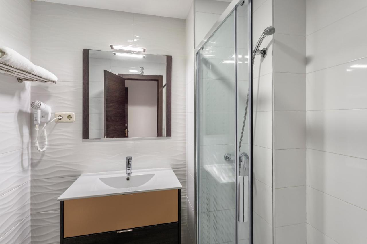 Hotel Victoria Valdemoro Eksteriør bilde
